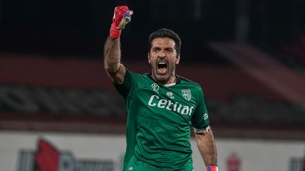 Gianluigi Buffon lors d'un match de Serie B entre Parme et Monza, le 2 mars 2022. (ALESSIO MORGESE / NURPHOTO)