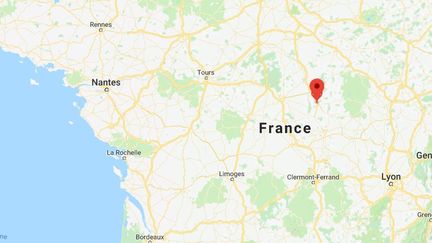 Certains enfants ont été réceptionnés directement dans les bras de voisins, lors de cet incendie qui s'est déclenché à Nevers 5Nièvre), vendredi 16 mars.&nbsp; (GOOGLE MAPS)