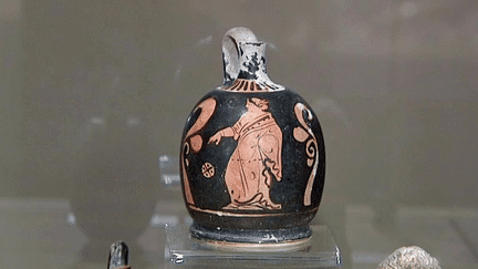 "Parfums antiques de l'archéologie au chimiste" au musée de la parfumerie de Grasse jusqu'au 31 mars 2016
 (France 3 / Culturebox)