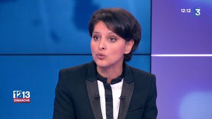 Le Pen traite les Femen de "harpies", "on pourrait lui renvoyer le compliment", dit Vallaud-Belkacem