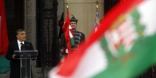 Le Premier ministre hongrois, Viktor Orban, prononce un discours devant le Parlement hongrois à Budapest le 23 octobre 2012. (Reuters - Bernadett Szabo)