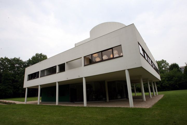 La Villa Savoye à Poissy (1928-31) par Le Corbusier
 (ALAIN AUBOIROUX/RCHITECTURE LE CORBUSIER)