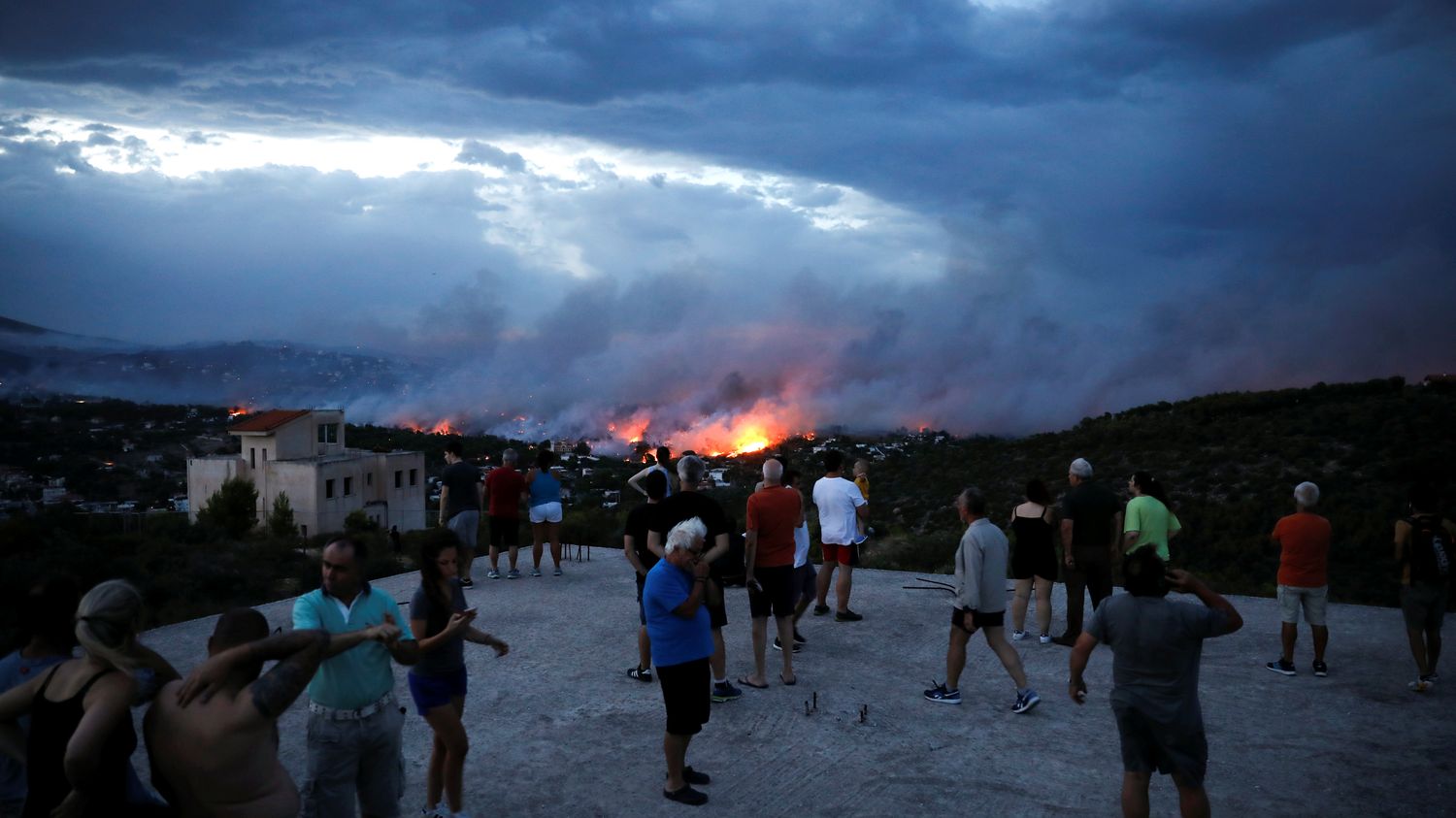 VIDEO. Grèce les images impressionnantes des incendies qui ont ravagé