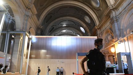 Le procès des attentats du 13-Novembre s'est ouvert mercredi 8 septembre au palais de Justice de Paris.&nbsp; (ALAIN JOCARD / AFP)