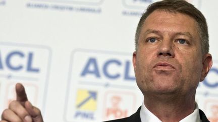 Klaus Iohannis a été choisi par les électeurs roumains comme président. (DANIEL MIHAILESCU / AFP)