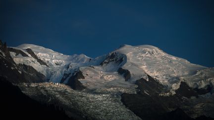 La Mer de Glace du massif du Mont-Blanc, depuis Chamonix, le 9 juillet 2022. (Photo d'illustration) (OLIVIER CHASSIGNOLE / AFP)