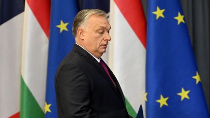 Viktor Orban, le Premier ministre hongrois, à Budapest, le 13 décembre 2021. (ATTILA KISBENEDEK / AFP)