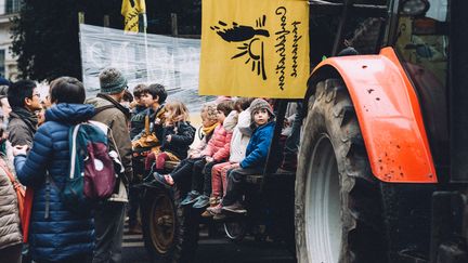 Une manifestation d'agriculteurs de la Confédération paysanne, à Blois (Loir-et-Cher), le 3 février 2024. (ESTELLE LESUR-BOURGEOIS / AFP)