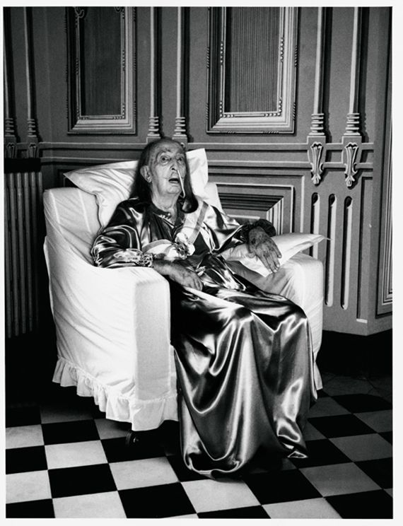 Salvador Dali, Figueras, 1986 (HELMUT NEWTON ESTATE)