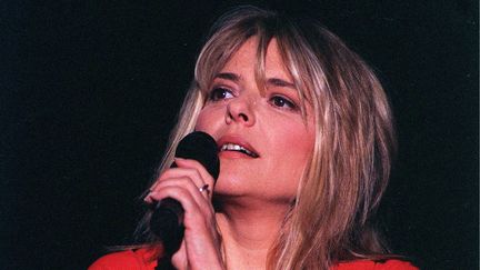 La chanteuse France Gall, morte le 7 janvier 2018, lors d'un concert à Bercy en 1993. (ASLA / SIPA)