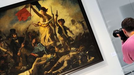 "La liberté guidant le peuple" au Louvre Lens
 (PHILIPPE HUGUEN / AFP)