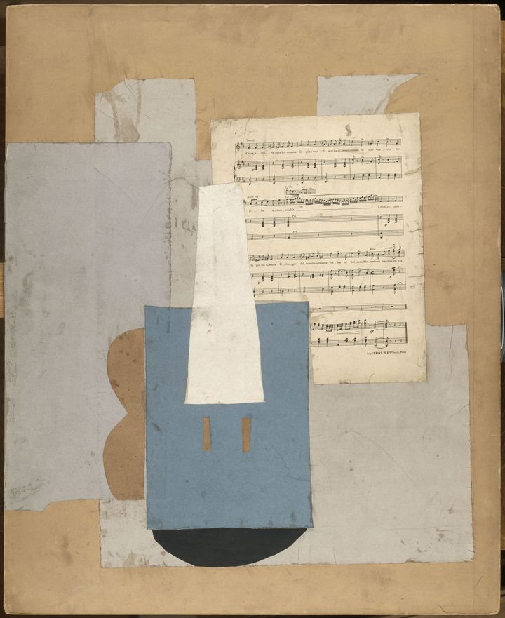 Pablo Picasso, Violon et feuille de musiqueParis, automne 1912 (Photo © RMN-Grand Palais (Musée national Picasso-Paris) / Adrien Didierjean © Succession Picasso 2020)