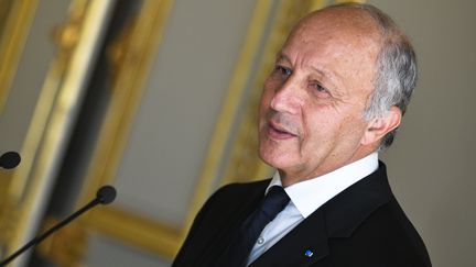 Le président du Conseil constitutionnel, Laurent Fabius, lors d'une conférence de presse à Paris le 3 octobre 2016.&nbsp; (YANN KORBI / CITIZENSIDE / AFP)