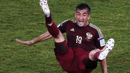 Le Russe&nbsp;Alexander Samedov lors du match face &agrave; la Cor&eacute;e du sud &agrave; Cuiaba, le 17 juin 2014. (DAVID GRAY / REUTERS)