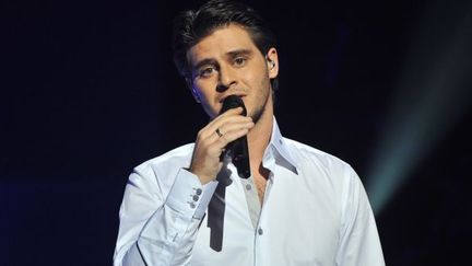 Julien Dassin chante Montand
 (AFP Photo Bertrand Langlois )