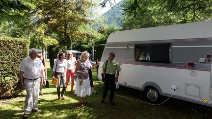 Vacances : camper à la campagne