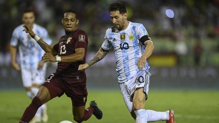 Avec 15 points récoltés en sept rencontres, l'Argentine est deuxième du groupe derrière le Brésil, en tête avec 18 points et un match de retard.&nbsp; (YURI CORTEZ / POOL / AFP)