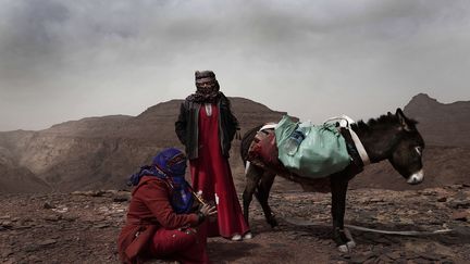 Pour y remédier, Ben Hoffler qui vit en Egypte depuis plus de dix ans a décidé d'impliquer aussi les femmes, une révolution auprès de ces tribus très conservatrices. "Comment pouvons-nous être crédibles d'appeler cela le Sentier du Sinaï si les femmes ne sont pas impliquées?" déclare-t-il. (SIPA/AP/NARIMAN EL-MOFTY)