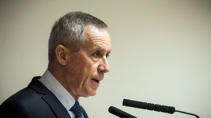 Le procureur de la République de Paris François Molins lors d'une conférence de presse à Paris, le 25 novembre 2016. (LIONEL BONAVENTURE / AFP)