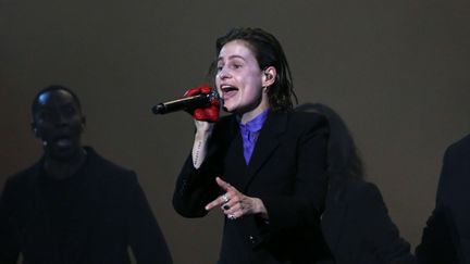 La chanteuse de Christine and the Queens au concert Global Citizen, samedi 25 septembre 2021 au Champ-de-Mars à Paris. (DAVID SILPA/UPI/SHUTTERSTOCK/SIPA / SHUTTERSTOCK)