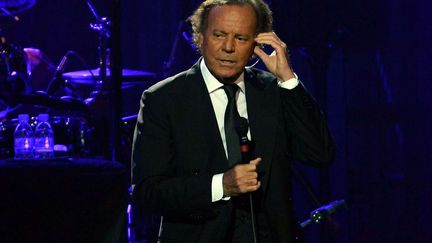 Julio Iglesias, le 21 septembre 2011 au Hard Rock Live à Hollywood
 (Louis Johnny/ Sipa)