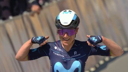 Elle était décidemment la plus forte. A 39 ans, Annemiek Van Vleuten remporte Liège-Bastogne-Liège pour la deuxième fois. La Néerlandaise de Movistar a fait la différence dans la dernière difficulté avant de résister au retour de ses poursuivantes. Derrière, Grace Brown prend la deuxième place.