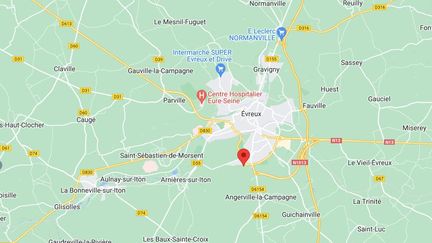 Un incendie a pris chez le concessionnaire Renault de la rue Jacquard, à Evreux, le 14 janvier 2023. (GOOGLE MAPS)