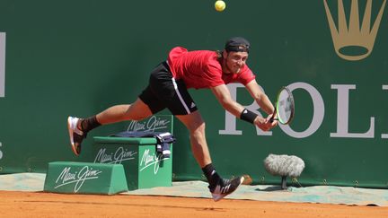 Lucas Pouille lors de son match contre Mischa Zverev. (ANNE GUARDIOLA / CROWDSPARK)