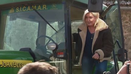 Présidentielle 2022 : Marine Le Pen en campagne dans le Loiret