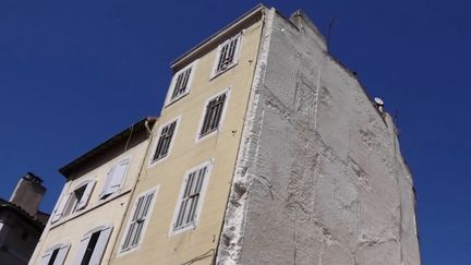 Marseille : les problèmes de logement au coeur de la visite d’Emmanuel Macron