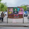 Des affiches de campagne pour les élections européennes du 9 juin, le 16 mai 2024 à Auch (Gers). (JEAN-MARC BARRERE / HANS LUCAS / AFP)