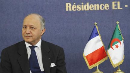  (Depuis Alger, Laurent Fabius annonce des négociations sur le nucléaire avec l'Iran © Maxppp)