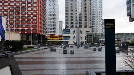 Vue de la dalle du centre commercial Beaugrenelle, dans le 15e arrondissement de Paris, le 28 janvier 2021. (THOMAS COEX / AFP)