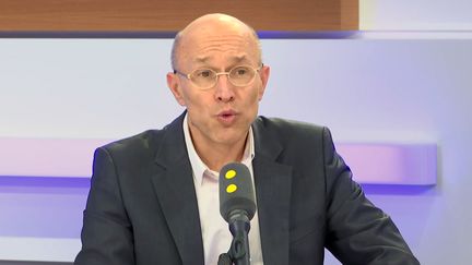 Christian Chavagneux,&nbsp;invité de franceinfo. (FRANCEINFO / RADIOFRANCE)