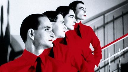 Kraftwerk, pionniers de la musique électronique dès le début des années 70.
 (Droits réservés)