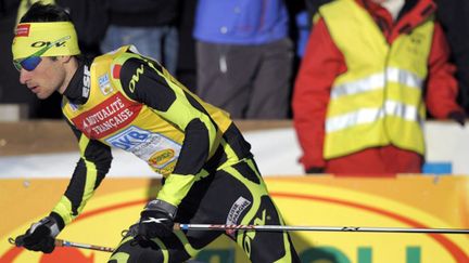 Jason Lamy Chappuis a permis à la France de décrocher la 3ème place de l'épreuve de team sprint de Chaux-Neuve. (JEFF PACHOUD / AFP)