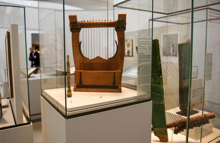 Une harpe antique
 (DENIS CHARLET / AFP)