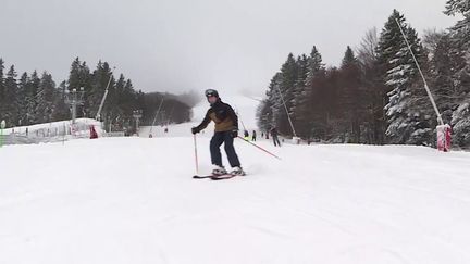 Après un manque d’enneigement l’an dernier, les stations de ski des Vosges jouissent d’une belle quantité de neige en décembre 2024, pour le plus grand bonheur des vacanciers et des exploitants.