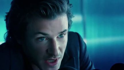 Gaspard Ulliel, acteur en pleine gloire, est décédé (franceinfo)