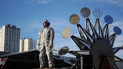 Dernière répétition pour la "Parade des lumières" qui lancera les festivités de Marseille Provence 2013, capitale européenne de la culture, samedi 12 janvier
 (Anne-Christine Poujoulat / AFP)