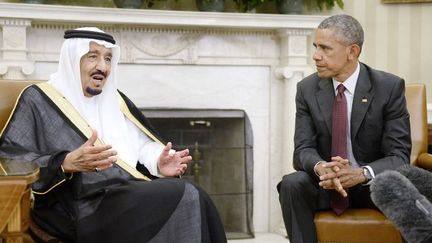 Le président américain Barack Obama et le roi Salman d'Arabie Saoudite, en septembre 2015, lors d'une rencontre à la Maison Blanche. (AFP/ DPA/ Olivier Douliery )