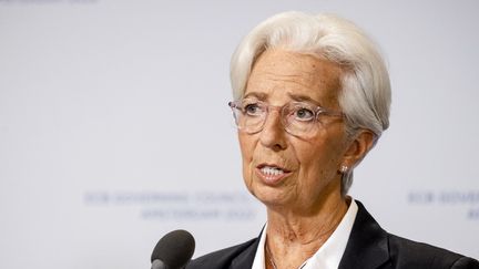 Christine Lagarde, la présidente de Banque centrale européenne, lors d'une conférence de presse à Amsterdam, la capitale néerlandaise, le 9 juin 2022. (SEM VAN DER WAL / ANP MAG / AFP)