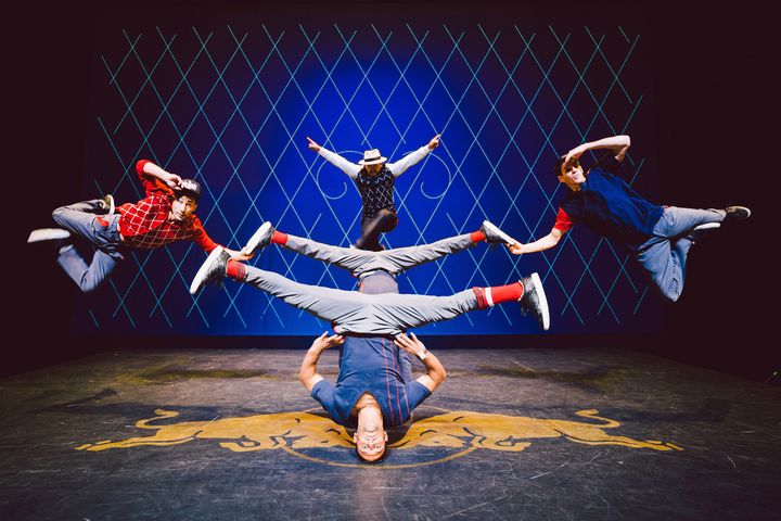 Les incroyables figures des danseurs de Flying Steps pour le spectacle Flying Bach, à Houston (Texas, Etats-Unis), le 20 janvier 2017. (CHAD WADSWORTH / WWW.REDBULLCONTENTPOOL.COM)