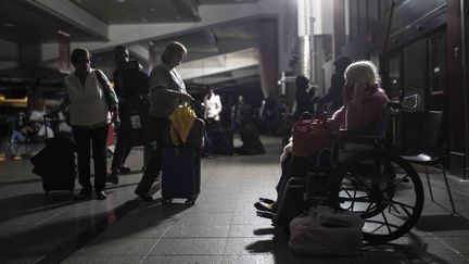 Etats-Unis : l'aéroport d'Atlanta paralysé