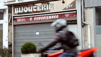 La bijouterie Bouquignaud de Cambrai (Nord), le 4 f&eacute;vrier 2011. (FRANCOIS LO PRESTI / AFP)