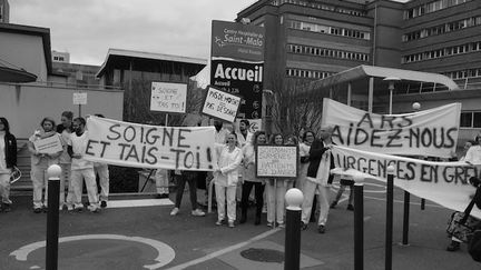 Les urgences de Saint-Malo à bout de souffle sont en grève depuis plus d’un mois (&copy;Facebook-Les tenues blanches des urgences de Saint-Malo)