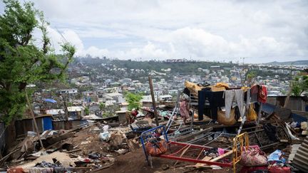 Les méthodes de recensement dans l'archipel sont souvent critiquées, notamment depuis le passage dévastateur du cyclone Chido. Pourtant, l'Insee fait valoir que son estimation est plus fiable que dans l'Hexagone.