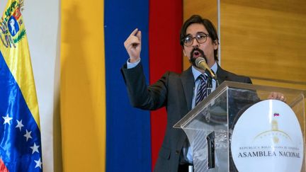 L'opposant vénézuélien Freddy Guevara, le 19 novembre 2020 lors d'un discours à l'Assemblée nationale à Caracas (Venezuela). (CRISTIAN HERNANDEZ / AFP)