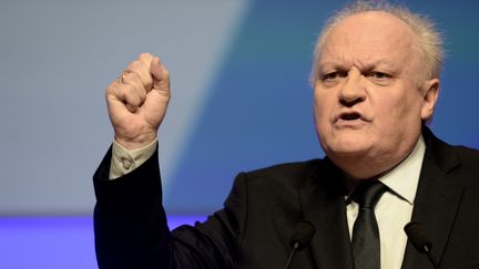 Le candidat à la présidentielle (UPR) François Asselineau au congrès de la FNSEA de Brest, le 30 mars, 2017.&nbsp; (FRED TANNEAU / AFP)