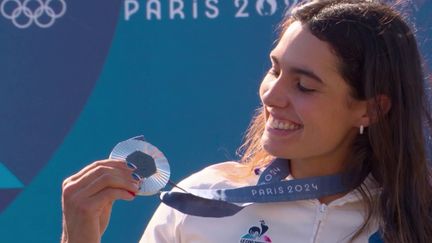 JO 2024 : Angèle Hug remporte l’argent en kayak cross (France 2)